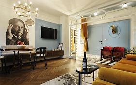 Witkacownia Apartament z parkingiem